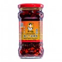 Chili Olie m. Glaskål, Jordnødder & Tofu 280g Lao Gan Ma